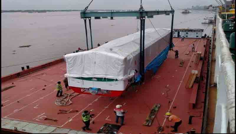 মোংলা বন্দরে পৌঁছাল মেট্রোরেলের দ্বাদশ চালান
