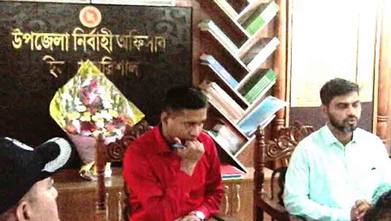 হিজলায় নবাগত ইউএনও তারেক হাওলাদারের যোগদান