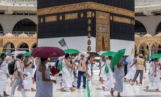হজে বয়সের বাধা থাকছে না, যেতে পারবেন ১ লাখ ৩০ হাজার