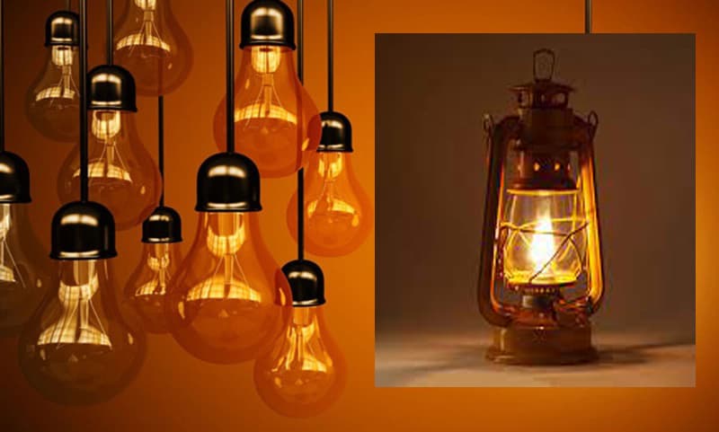 ৯টার মধ্যে স্বাভাবিক হবে বিদ্যুত, হেরিকেন কেনার ধূম