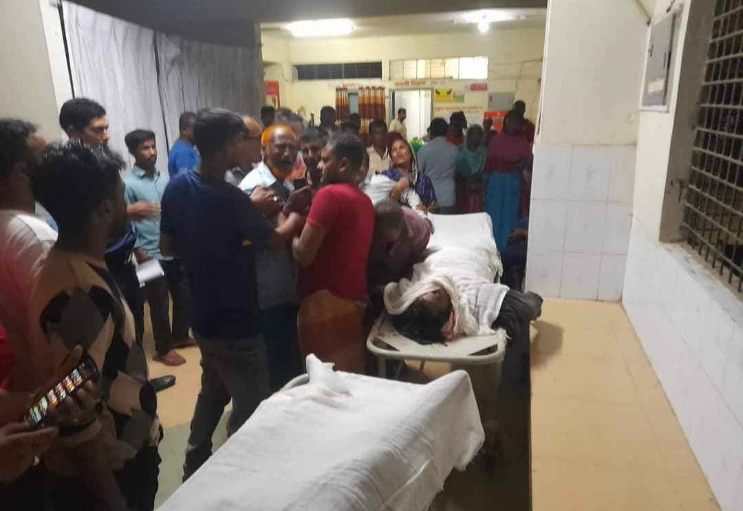 বিরামপুরে বাস মোটরসাইকেল মুখোমুখি সংঘর্ষে নিহত ২