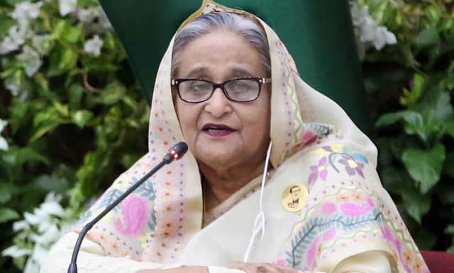 সরকারি কর্মচারীরা জনগণকে সেবা দিতে বাধ্য: প্রধানমন্ত্রী