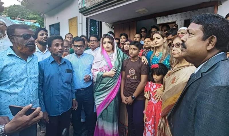 স্মৃতির বাড়িতে বিএনপি'র কেন্দ্রীয় নেতারা