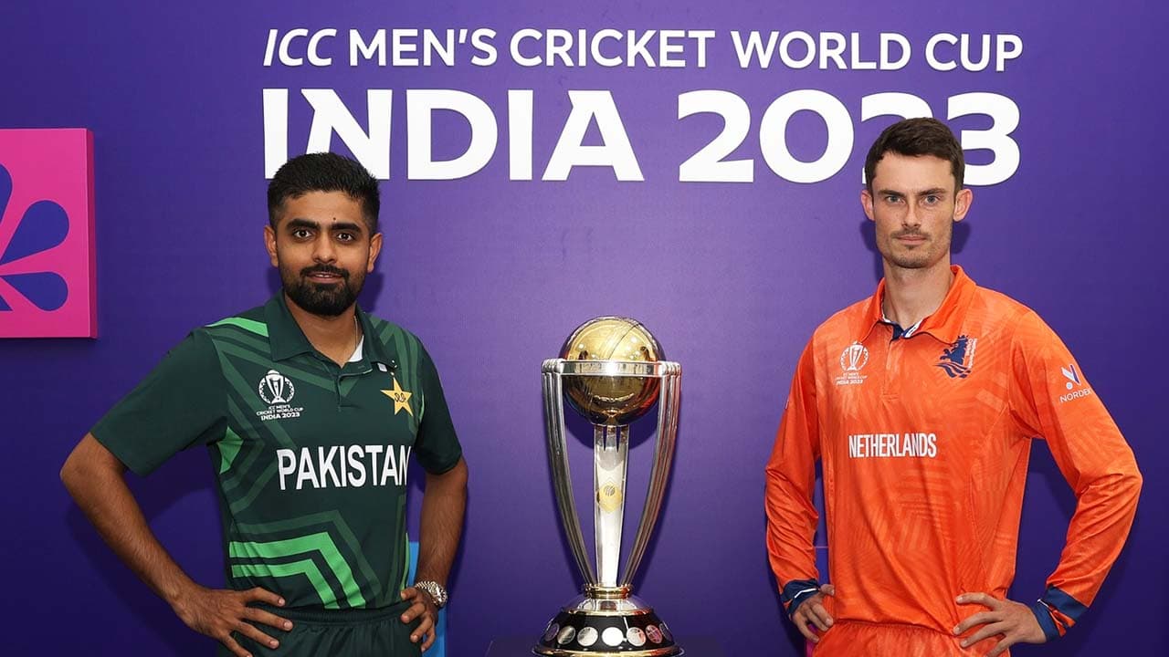 টস হেরে ব্যাটিংয়ে পাকিস্তান