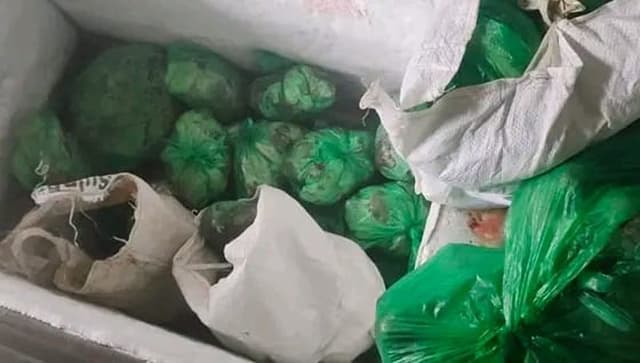 কালীগঞ্জে  হিমাহিত মাংস বিক্রির অভিযোগ