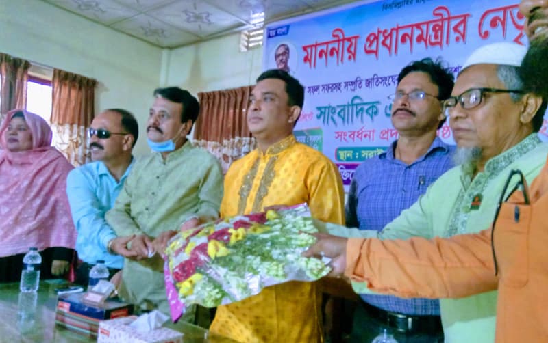 সাংবাদিক জালালকে সরাইল মুক্তিযোদ্ধা সংসদ কমান্ডের সংবর্ধনা