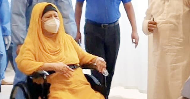 খালেদা জিয়ার লিভার প্রতিস্থাপন জরুরি, বিদেশে নেওয়া প্রয়োজন