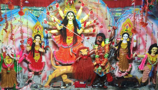 ভান্ডারিয়ায় ৪৭ টি মন্ডপে চলছে দূর্গা পূজা
