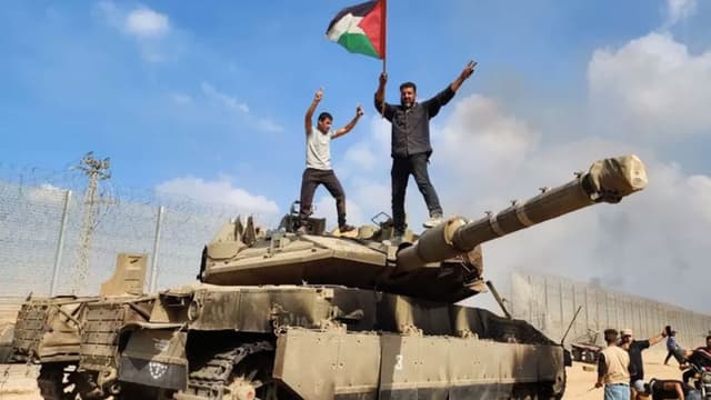 হামাসের হামলায় ৯০০ ইসরায়েলি নিহত