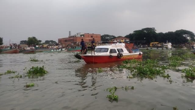 গাবতলীতে ট্রলারডুবি,মা-মেয়ের লাশ উদ্ধার, মৃত্যু বেড়ে ৭
