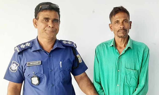 ঝালকাঠিতে আধাকেজি গাজাসহ মাদক ব্যবসায়ি আটক