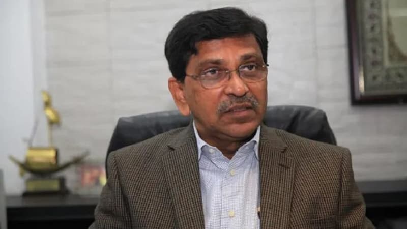 কোনো কেন্দ্রেই নৈরাজ্য হয়নি, ভোট বন্ধের সিদ্ধান্ত কীভাবে: হানিফ