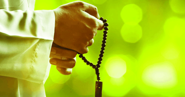 নবিজি কেন কবর থেকে আশ্রয় চাইতে বলেছেন?