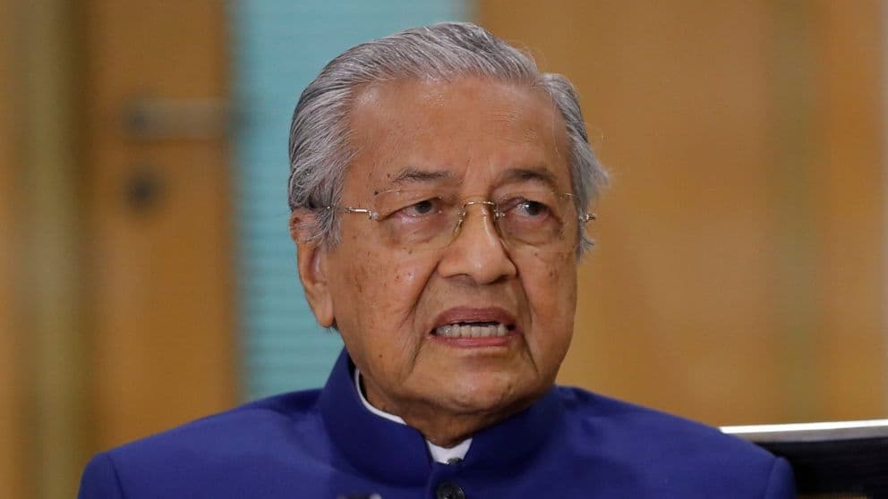 মালয়েশিয়ায় ফের নির্বাচনে লড়বেন ৯৭ বছর বয়সী মাহাথির