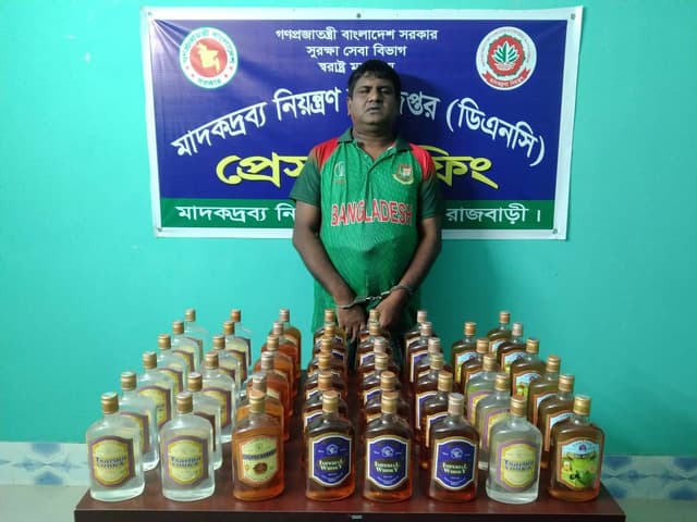 পাংশায় পূজার ঘর থেকে ৪৭ বোতল বিলাতী মদ সহ নন্দন গ্রেফতার