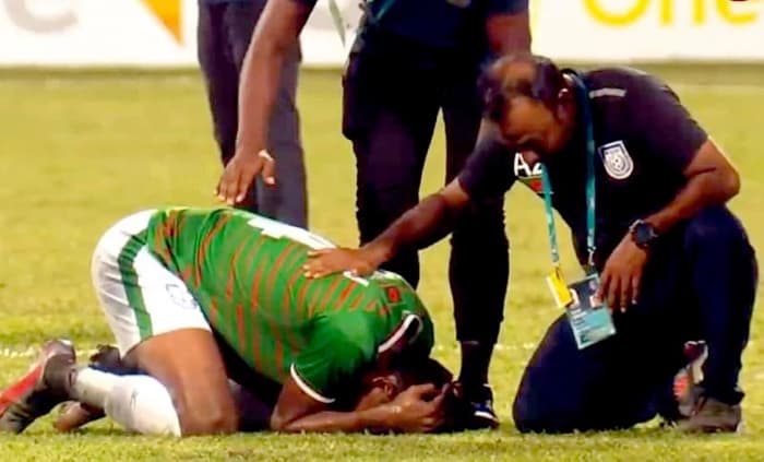 বিতর্কিত পেনাল্টিতে ফাইনালের স্বপ্নভঙ্গ বাংলাদেশের