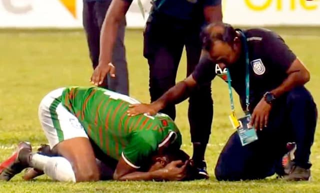 বিতর্কিত পেনাল্টিতে ফাইনালের স্বপ্নভঙ্গ বাংলাদেশের