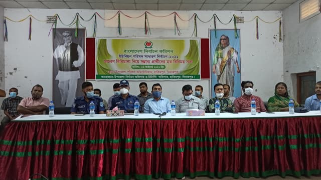 হাকিমপুরে নির্বাচন প্রার্থীদের আচরণবিধি নিয়ে মতবিনিময় সভা অনুষ্ঠিত