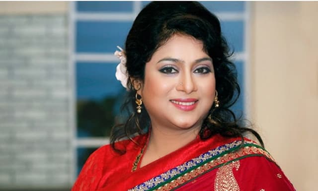 তবুও শাবনূরের দুঃখ নেই!