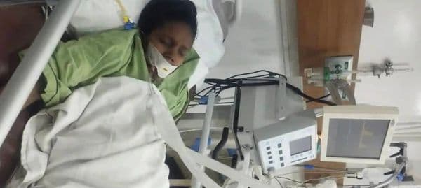 কালকিনিতে ক্লিনিক ও ডাক্তারের ভুল চিকিৎসায় গৃহবধুর মৃত্যু