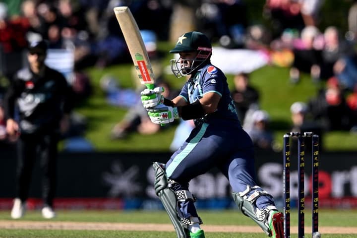 ‘বাংলা ওয়াশ’ সিরিজে নিউজিল্যান্ডকে হারিয়ে চ্যাম্পিয়ন পাকিস্তান