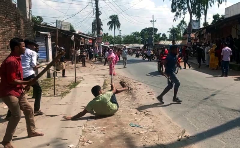 লালমনিরহাটে ছাত্রলীগ-বিএনপি সংর্ঘষ, পুলিশসহ আহত ৩