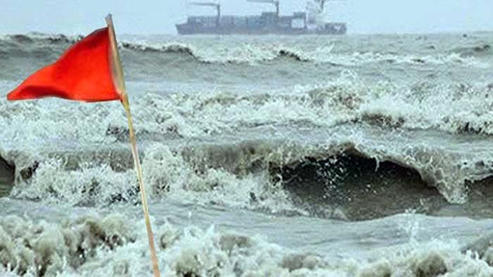 নদীবন্দরে এক নম্বর সতর্ক সংকেত, বাড়তে পারে বৃষ্টি