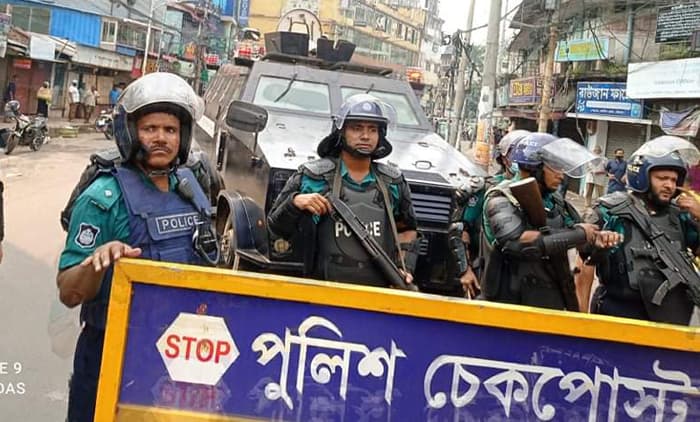 বন্ধ প্রতিমা বিসর্জন, কাল হরতালের ডাক চট্টগ্রামে