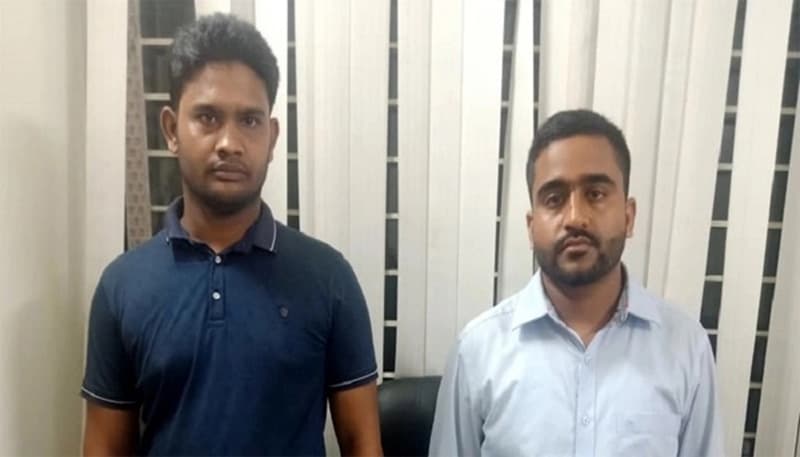 পুলিশের শতাধিক ভুয়া সিল ও পাসপোর্টসহ ঢাকায় গ্রেপ্তার ২