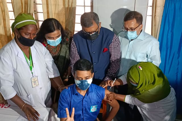 ৩০ অক্টোবর থেকে প্রতিদিন ৪০ হাজার শিশু টিকা পাবে
