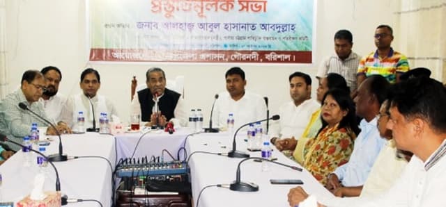 আইনশৃঙ্খলা সমুন্নত রেখে শারদীয় দুর্গোৎসব সম্পন্ন করতে হবে : হাসনাত