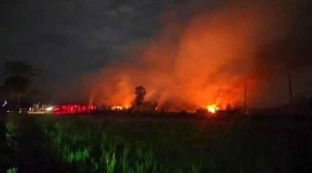 ধর্ম অবমাননার অভিযোগে পীরগঞ্জে বাড়িঘরে আগুন, গ্রেফতার ২০