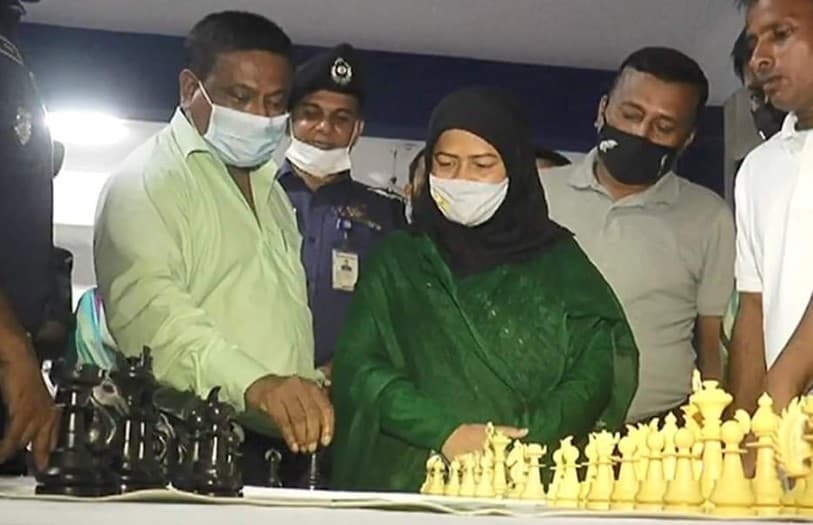 মাদারীপুরে দাবা খেলার প্রতিযোগিতা শুরু