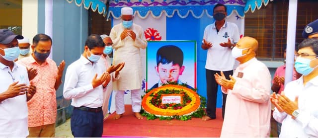 ধামইরহাটে শেখ রাসেলের জন্মদিন পালন, খাবার বিতরণ