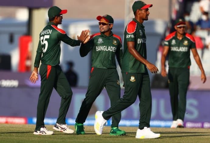 সুপার টুয়েলভে বাংলাদেশ