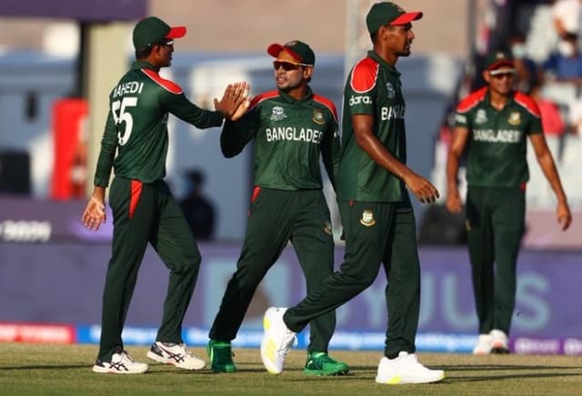 সুপার টুয়েলভে বাংলাদেশ