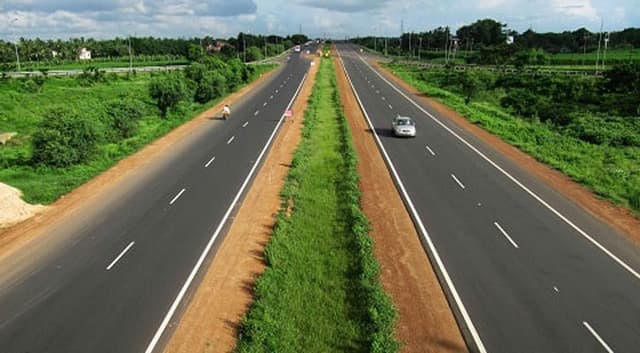 আজ জাতীয় নিরাপদ সড়ক দিবস