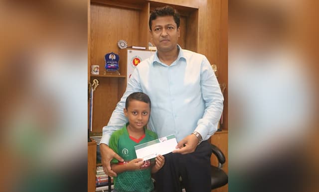 ক্ষুদে লেগস্পিনার সাদিদের দায়িত্ব নিলেন ব‌রিশালের ডিসি