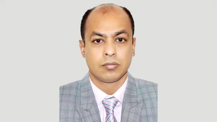 বরগুনার আলোচিত সাবেক ডিসি ওএসডি