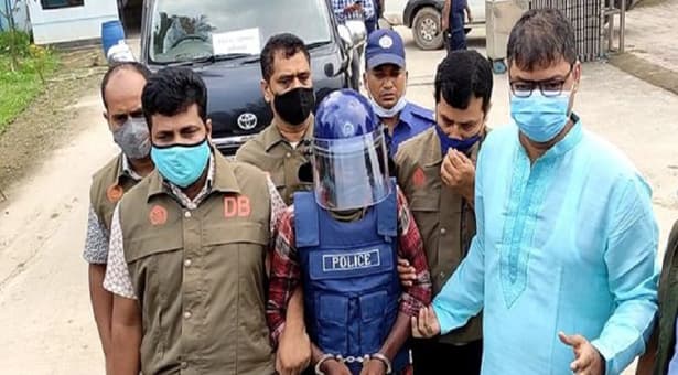 ধর্ম অবমাননার মামলায় ৭ দিনের রিমান্ডে ইকবাল