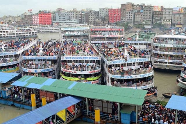 ঘূর্ণিঝড় ‘হামুন’, সব রুটে লঞ্চ চলাচল বন্ধ