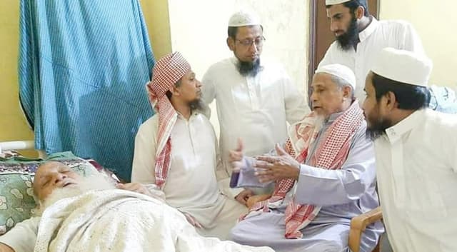 হাসপাতালে হেফাজত আমির মুহিবুল্লাহ বাবুনগরী