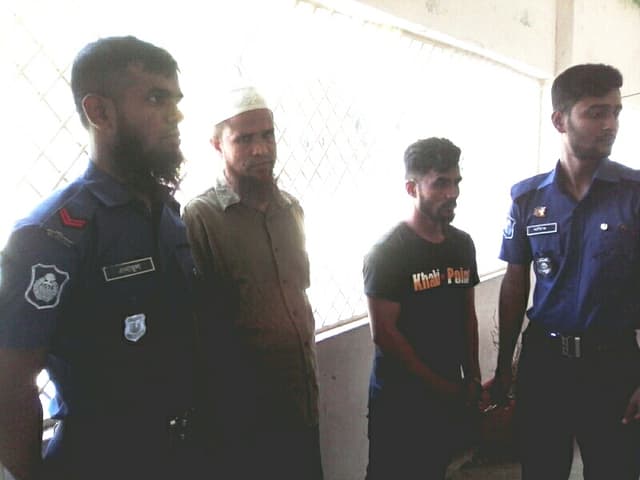 হিজলায় বরফ সহ ট্রাক আটক, ২জনের কারাদণ্ড