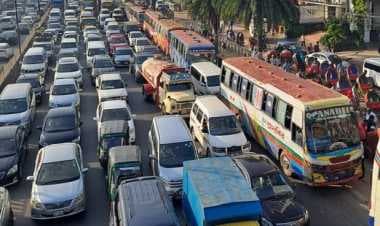 ঢাকা-ময়মনসিংহ মহাসড়কে ভয়াবহ যানজট