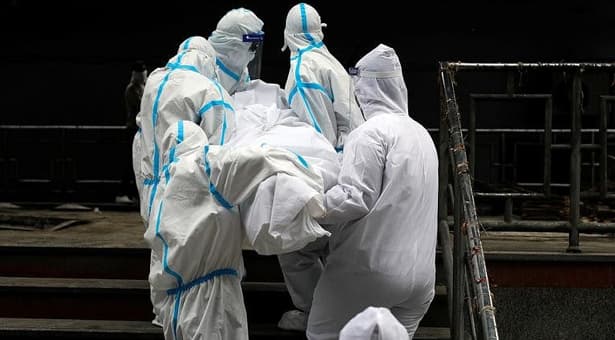 বিশ্বে করোনায় আরও ১১৩৭ মৃত্যু, শনাক্ত কমেছে