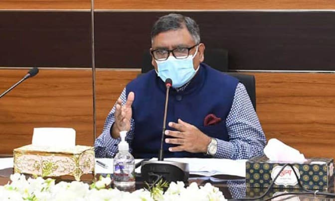 ‘সব জেলাতেই ১২ থেকে ১৭ বছরের শিক্ষার্থীদের টিকা দেওয়া হবে’