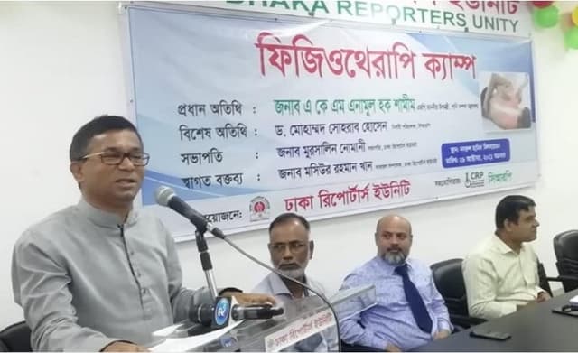 ‘ষড়যন্ত্রের বিরুদ্ধে সাংবাদিকদের দায়িত্বশীল ভূমিকা পালন করতে হবে’