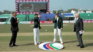 টস জিতে ব্যাটিংয়ে দক্ষিণ আফ্রিকা