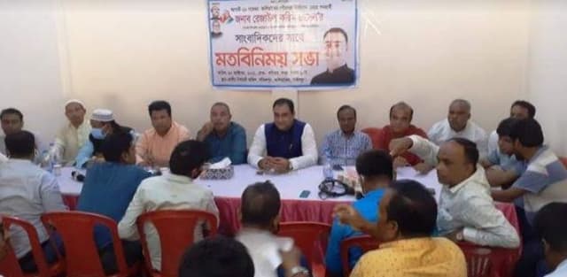 কালিয়াকৈরে সাংবাদিকদের সাথে মেয়র প্রার্থীর মতবিনিময়