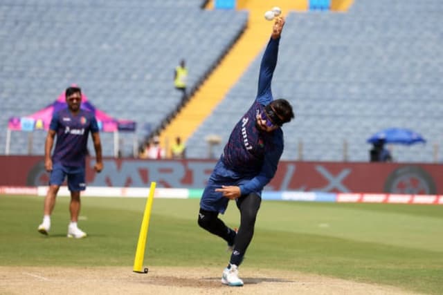 টস জিতে ফিল্ডিংয়ে আফগানিস্তান